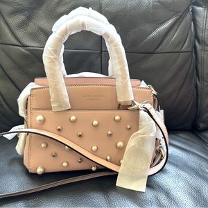 New never used Henri Bendel handbag for sale